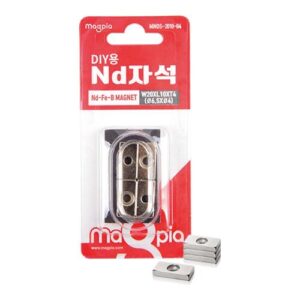 [Magpia] — MNDS-2010-04 Square Strong Magnet (Perforated, DIY)