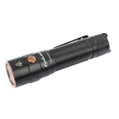[FENIX] — E28R Rechargeable Light (LED)